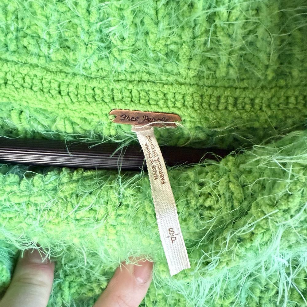Free People Oasis Oversized Tunic Sweater Mock Neck Fuzzy Chunky Green Energy SM - Picture 4 of 11